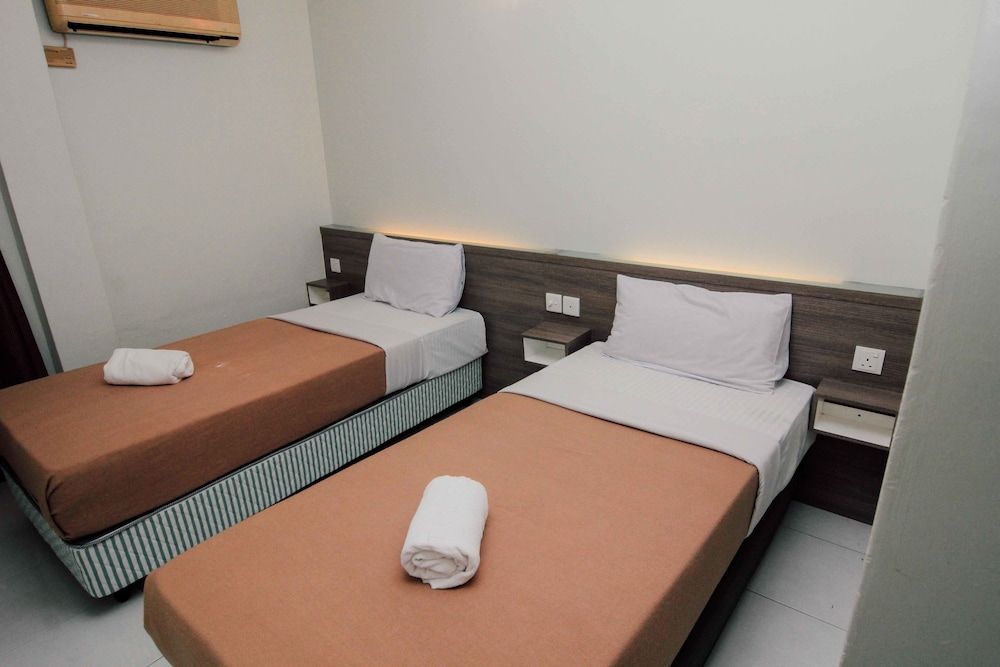 undefined Qish Hotel 9