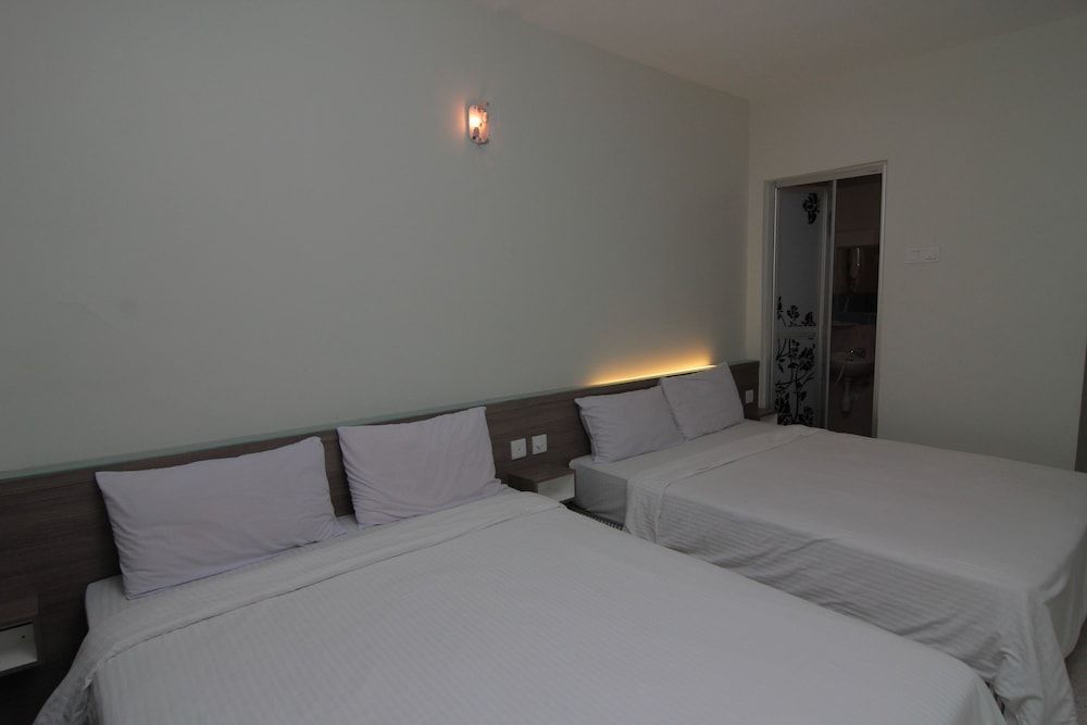 undefined Qish Hotel