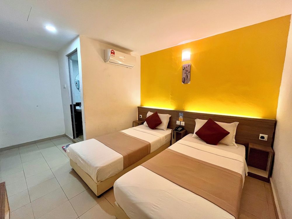 Yellow Mansion Hotel Melaka Raya Standard Twin Room 12