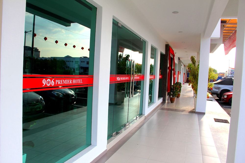 undefined 906 Premier Hotel 7