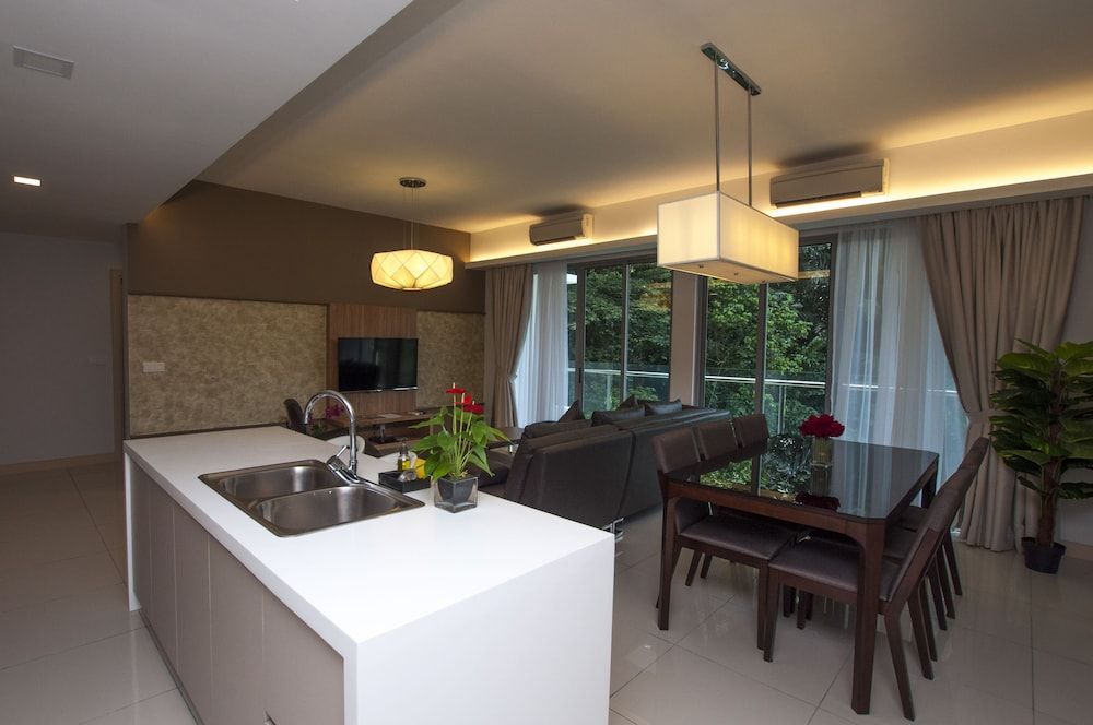 Sunday Hotel Near Petronas Twin Tower (Formerly Suasana Suites)