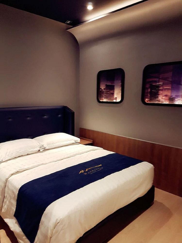 Manhattan Business Hotel TTDI Deluxe Queen No Window 3