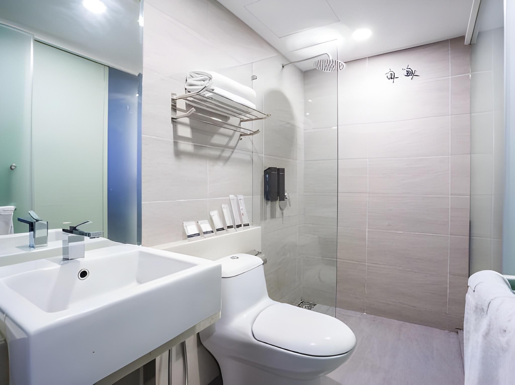 undefined Manhattan Business Hotel TTDI 8