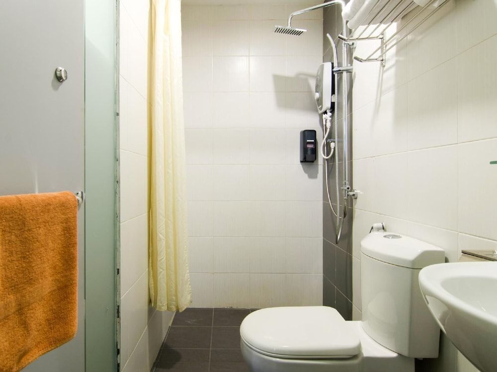 8 Days Boutique Hotel @ Mount Austin JB Superior Double Room 3