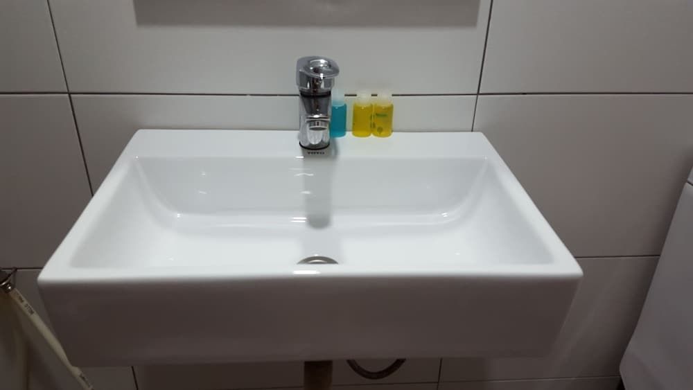 undefined River View Inn Nusa Bestari Skudai 7