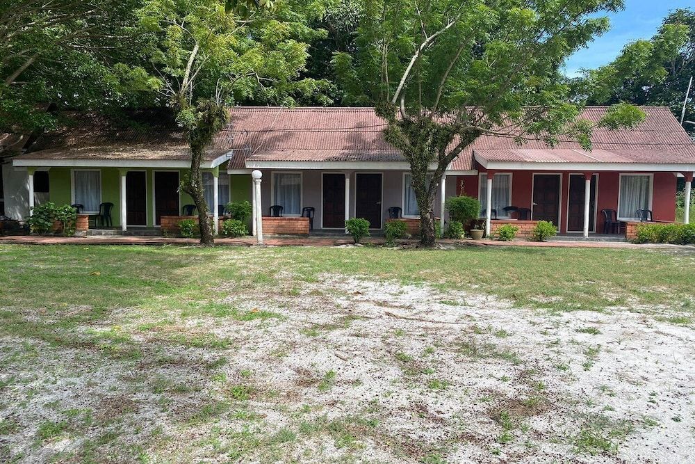 undefined Corrie Chalet Pantai Cenang Langkawi 4