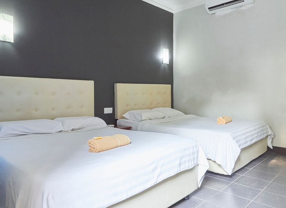 undefined Corrie Chalet Pantai Cenang Langkawi 10