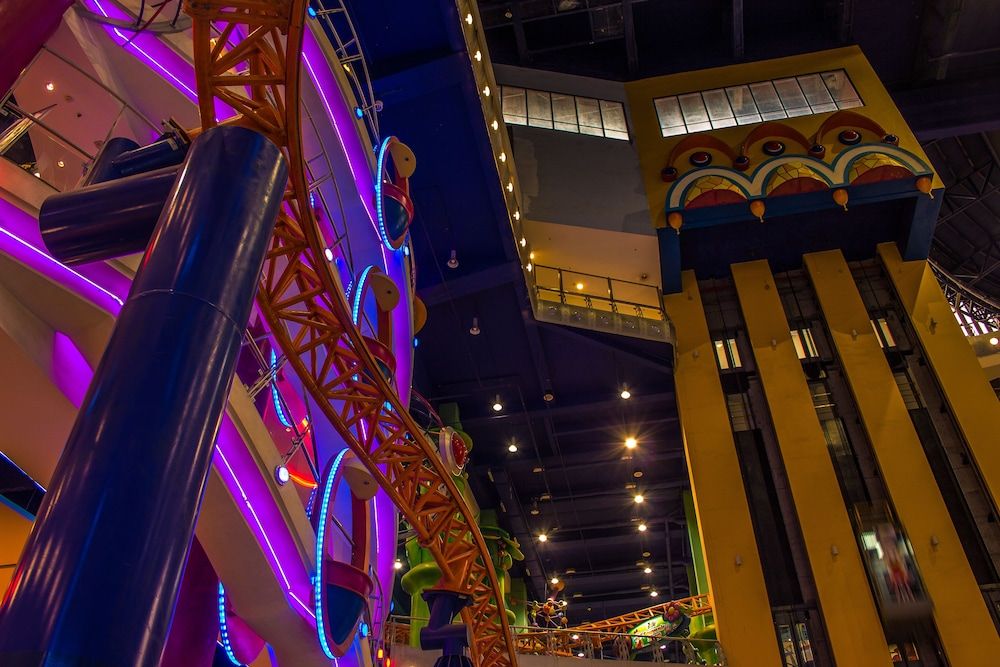 undefined Rainbow Suites at Times Square 8