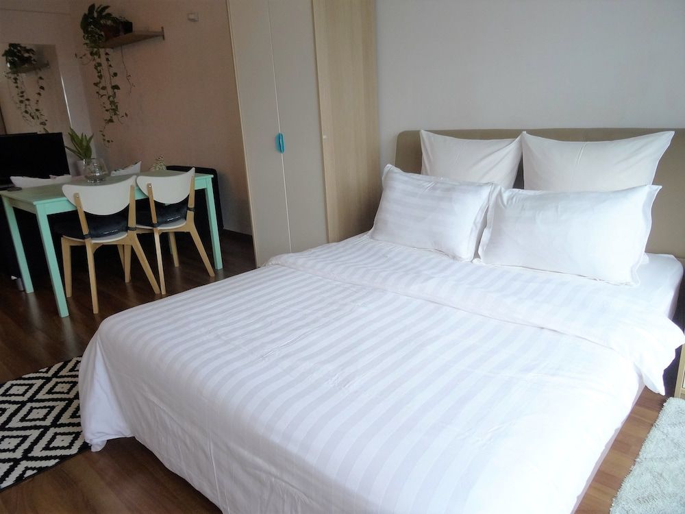 Balcony Studio 1 - (2 Pax only)