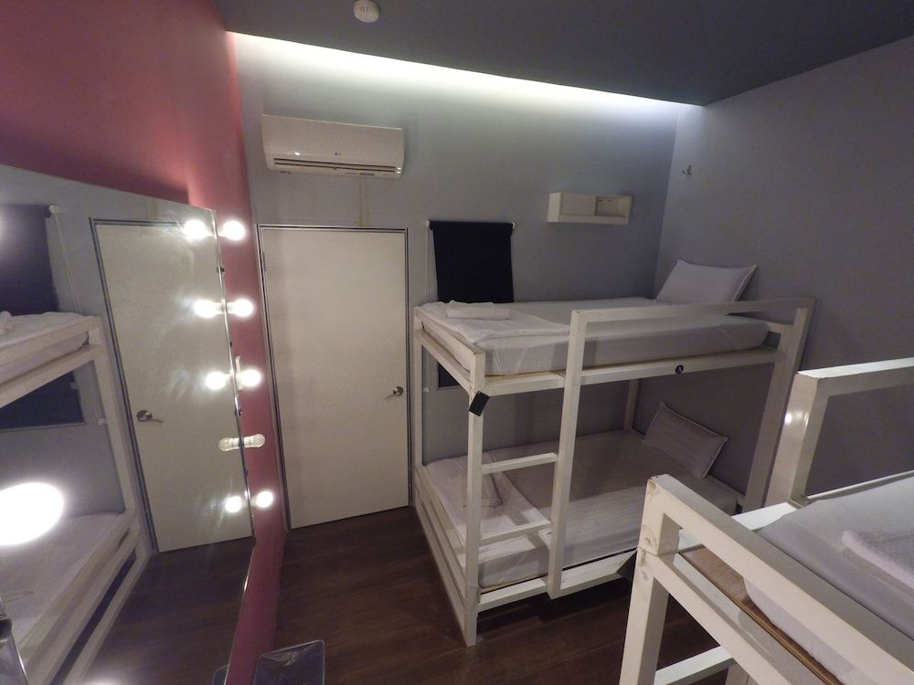 Ryokan Muntri Boutique Hostel Glampacker (4 Bed Female Only Dorm) 2