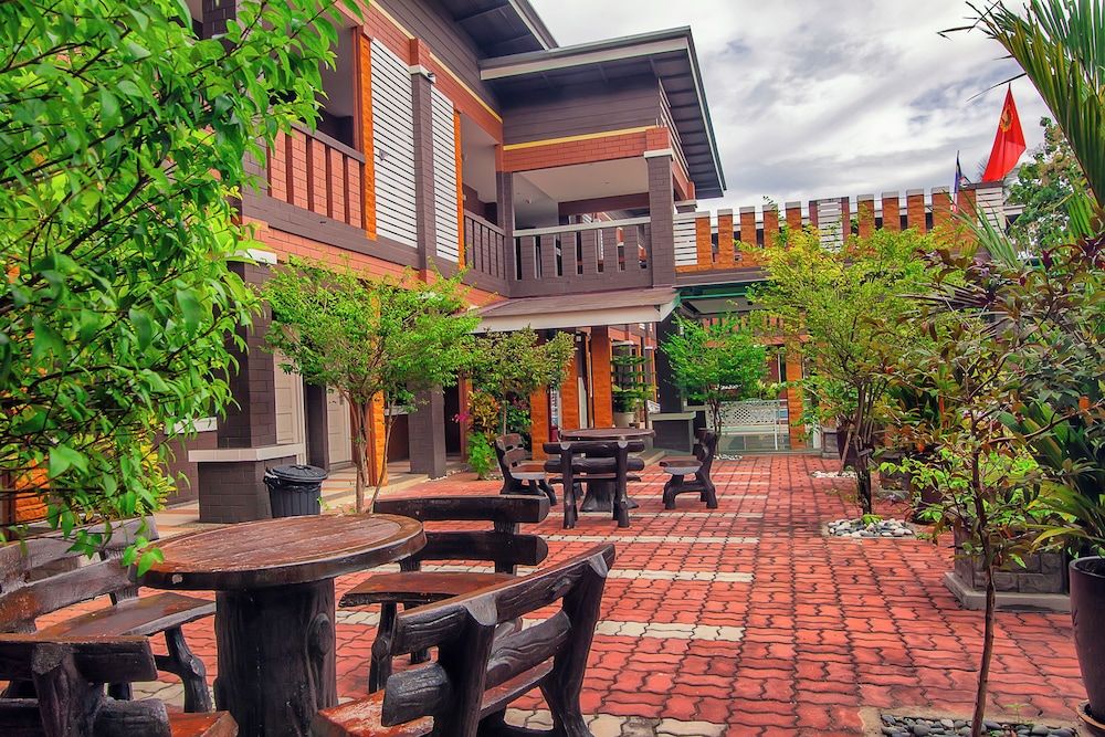 Courtyard View