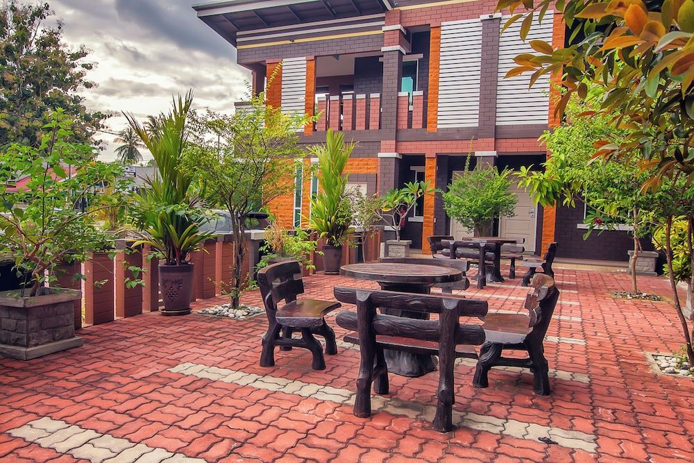 Courtyard View