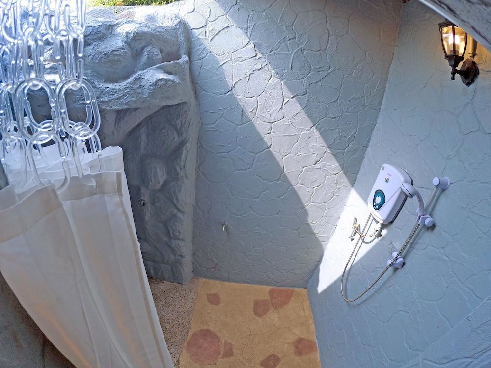 Eagle Ranch Resort Log Cabin 3