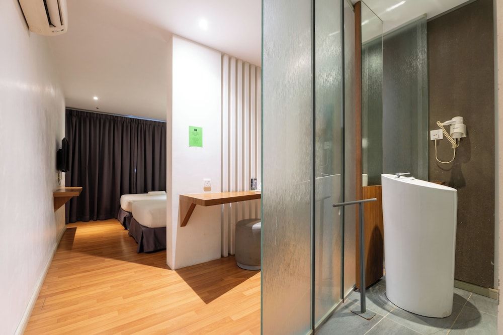 T+ Hotel Butterworth Standard Twin Room 4