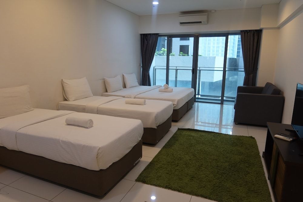 Standard Family Suite