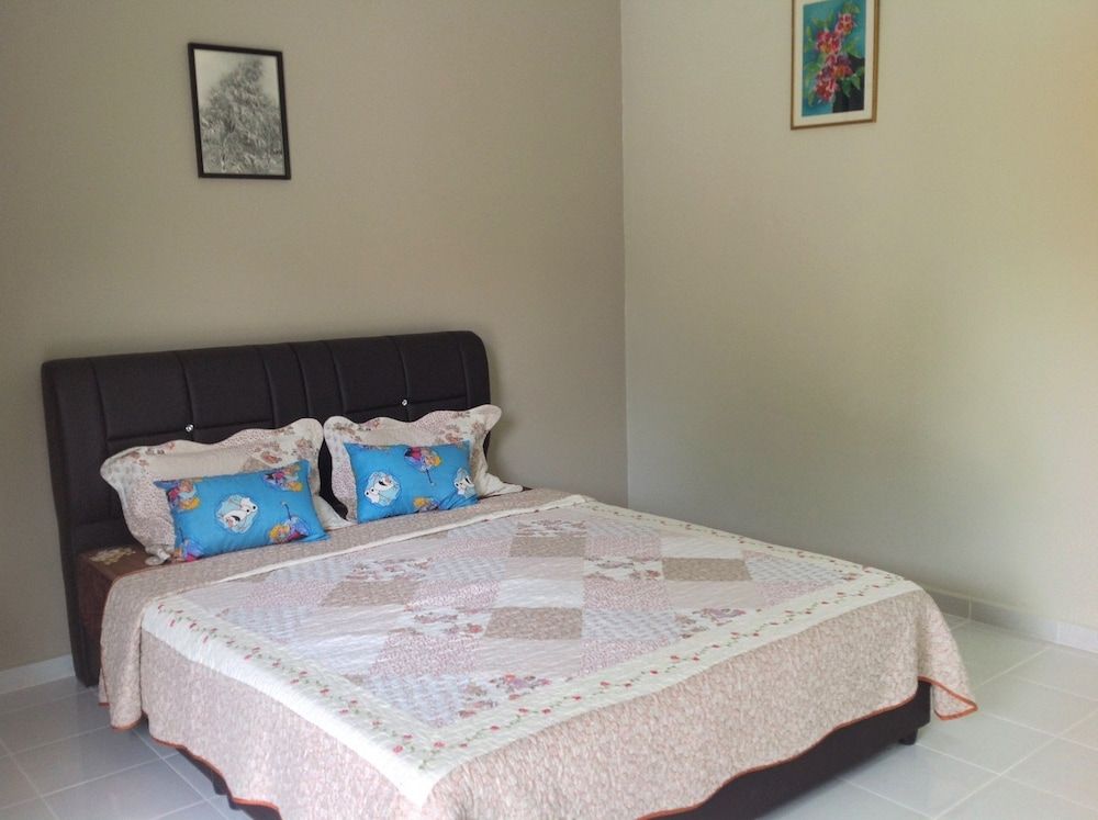 undefined Kapal Terbang Guest House