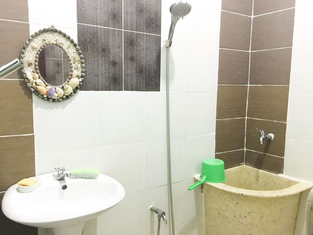 Kapal Terbang Guest House Villa, 3 Bedrooms 13