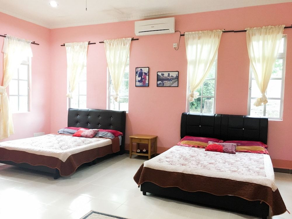 undefined Kapal Terbang Guest House 3