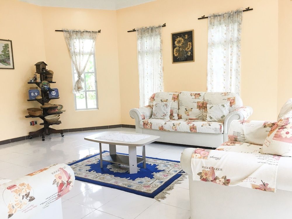 Kapal Terbang Guest House Villa, 3 Bedrooms 7