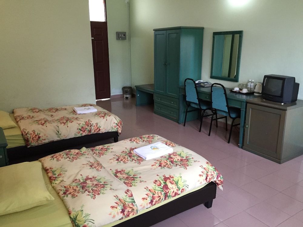 International House Deluxe Room 5