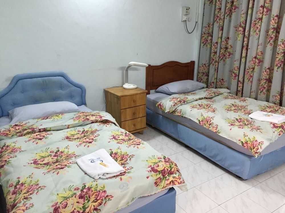 International House Deluxe Room 3