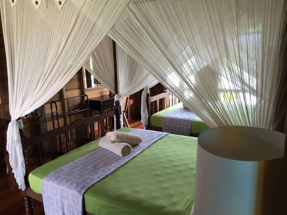 undefined Tanabendang Banglos