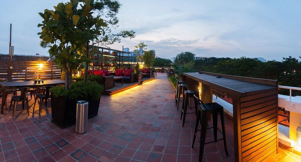 undefined The Chambers 6