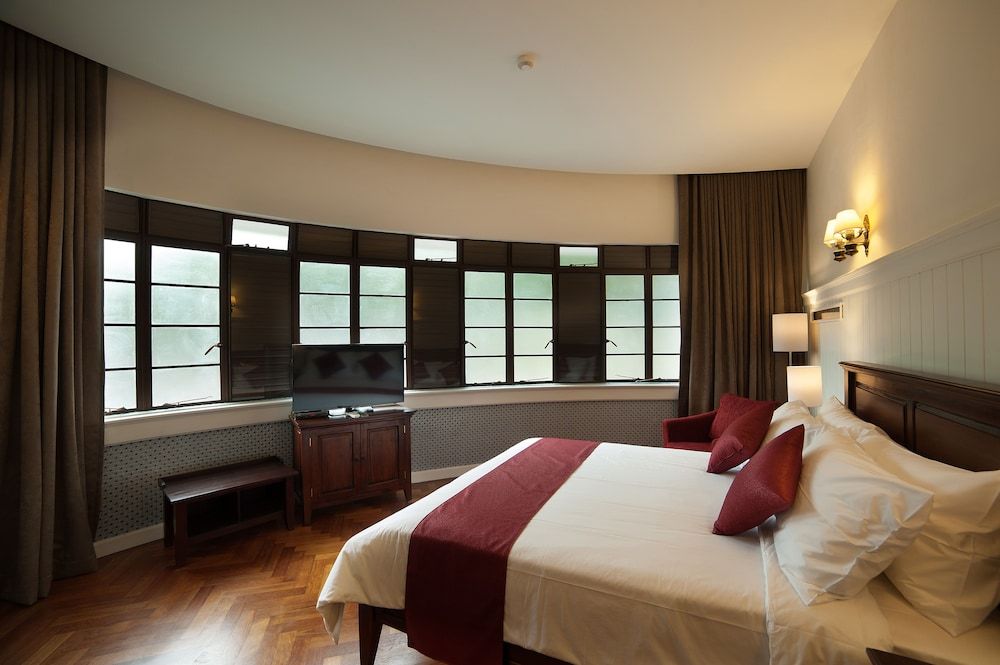 undefined The Chambers