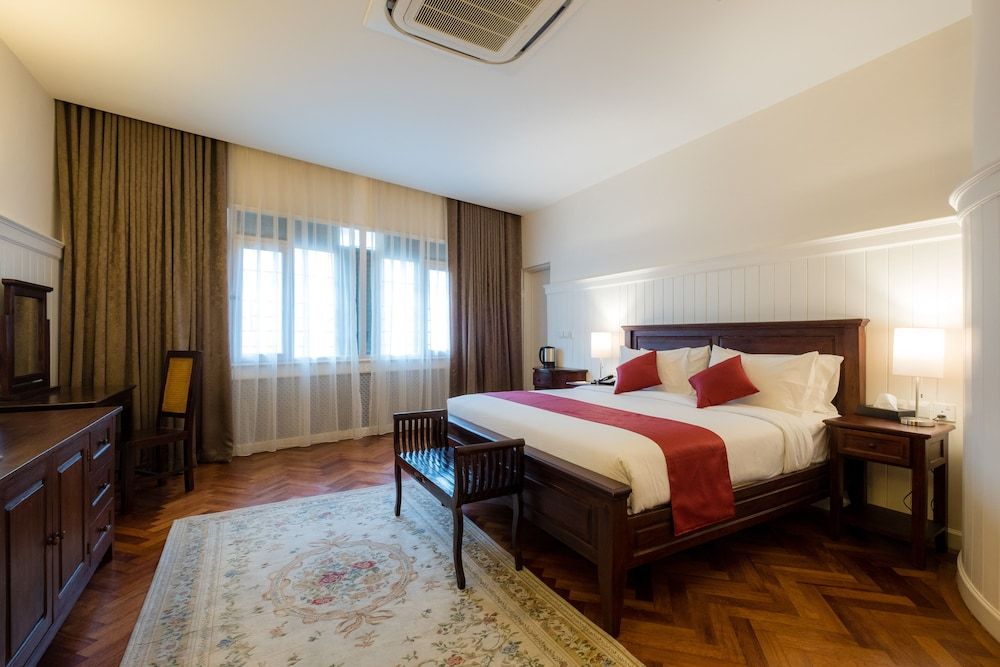 The Chambers Family Quadruple Room, 2 Queen Beds, Private Bathroom, Partial Ocean View 6