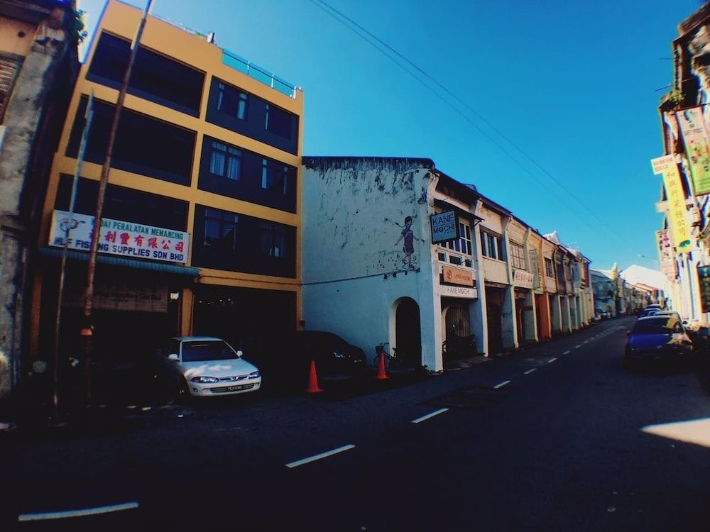 undefined B Street Hotel 8