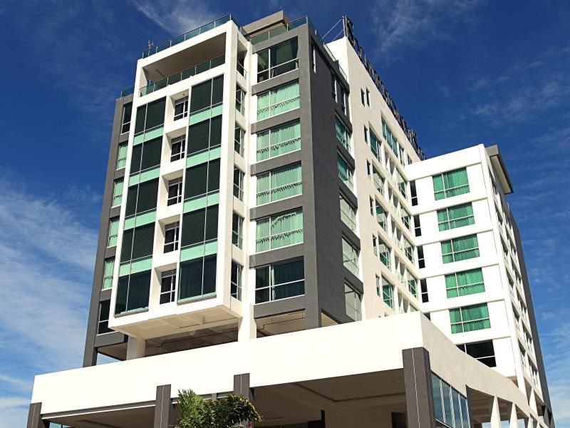 undefined Symphony Suites 2