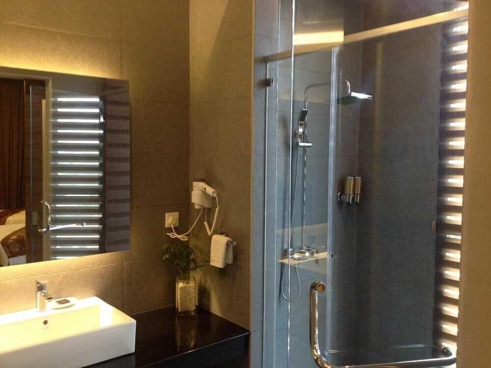 undefined Symphony Suites 10