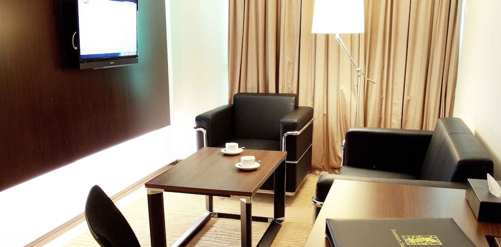 undefined Symphony Suites 8