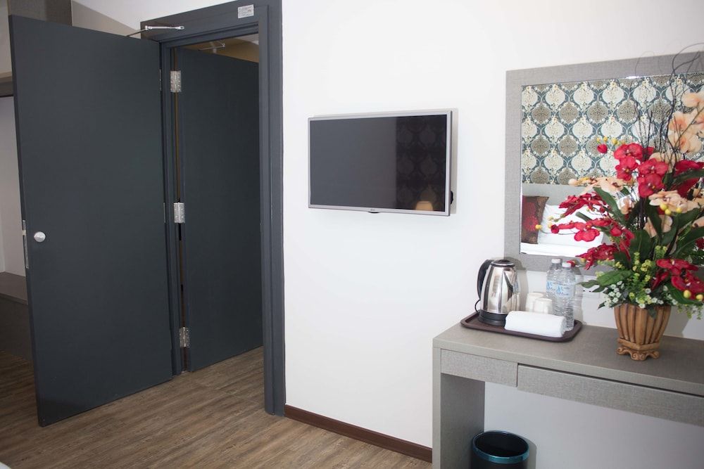 undefined Qlassic Hotel 6