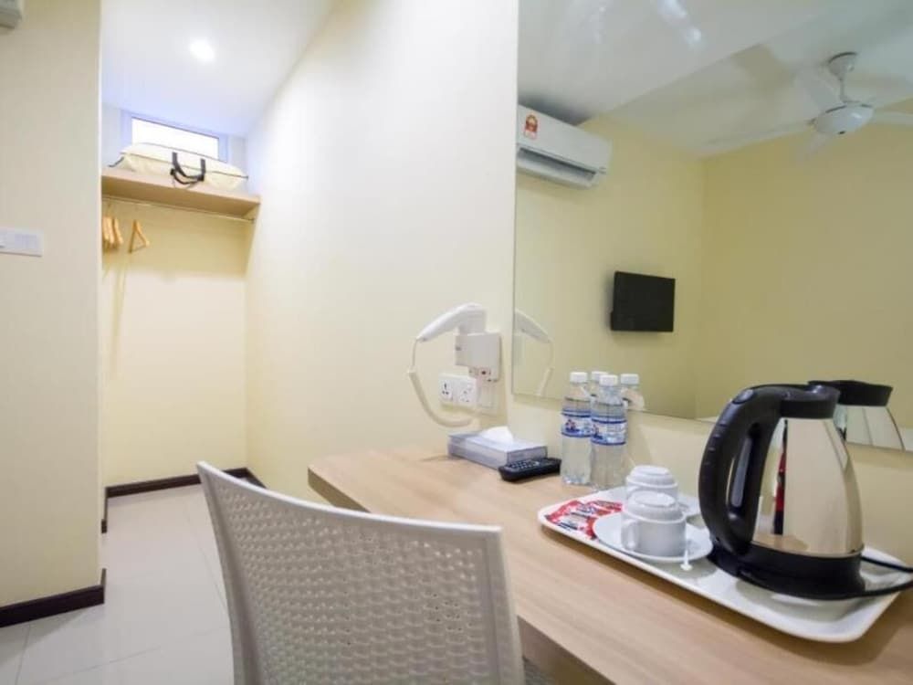 undefined 118 Hotel Macalister 9