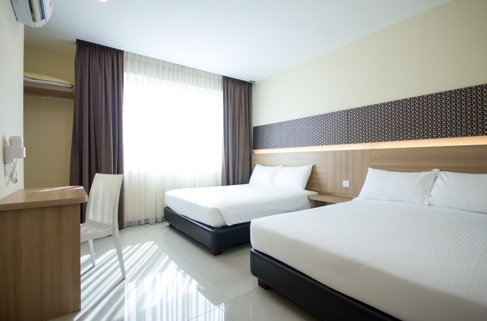 undefined 118 Hotel Macalister 6