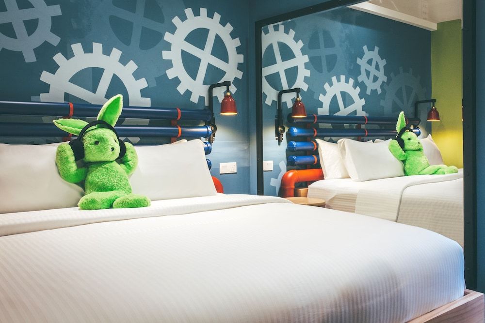 Dash Box Hotel Cyberjaya Dash Studio Super King (Garden View) 5