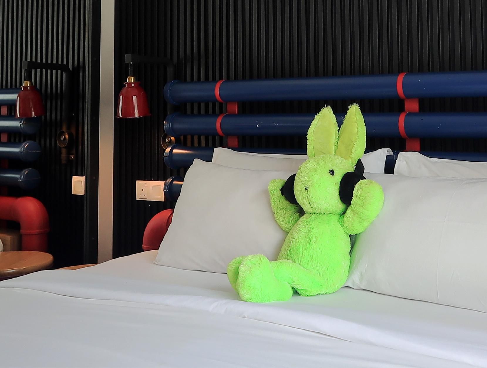 Dash Deluxe Garden Side without View