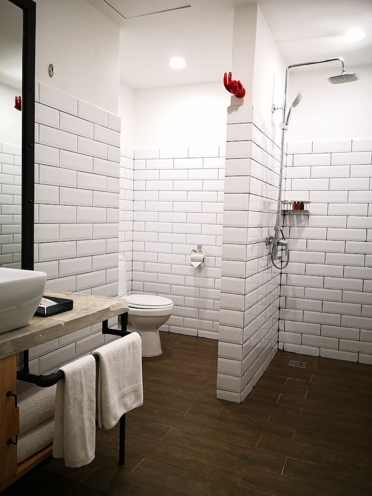 Dash Box Hotel Cyberjaya Dash Studio Twin (Garden View) 10