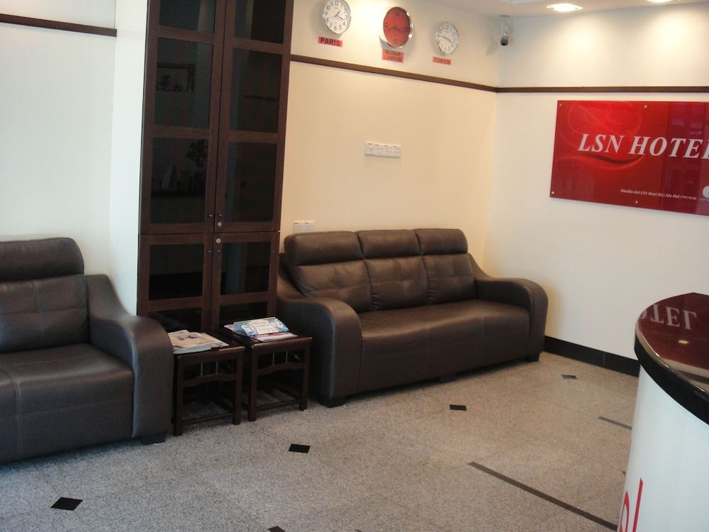 undefined LSN Hotel Taman Connaught 9