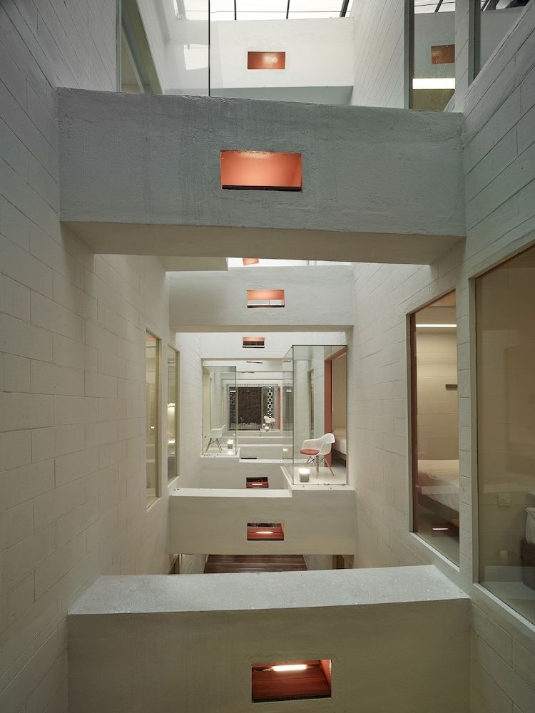 undefined Lantern Hotel 6