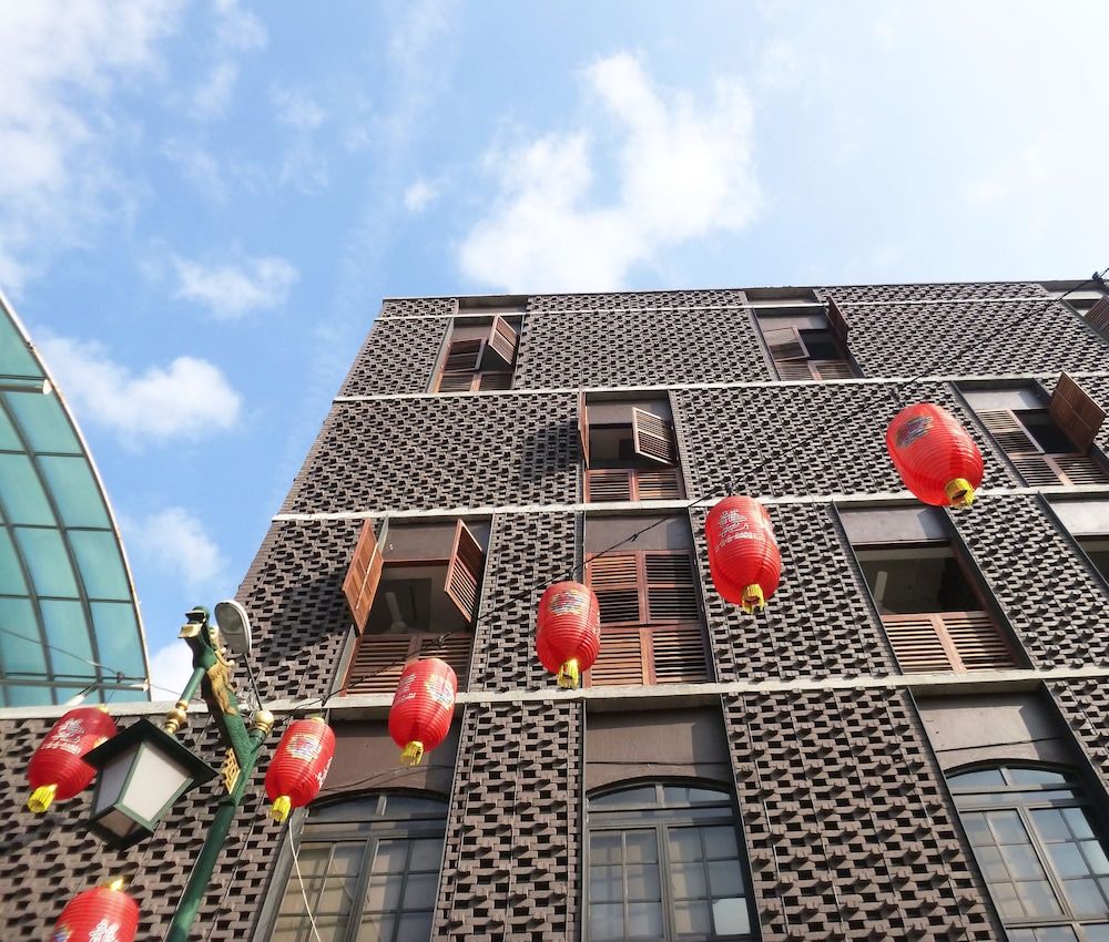 undefined Lantern Hotel