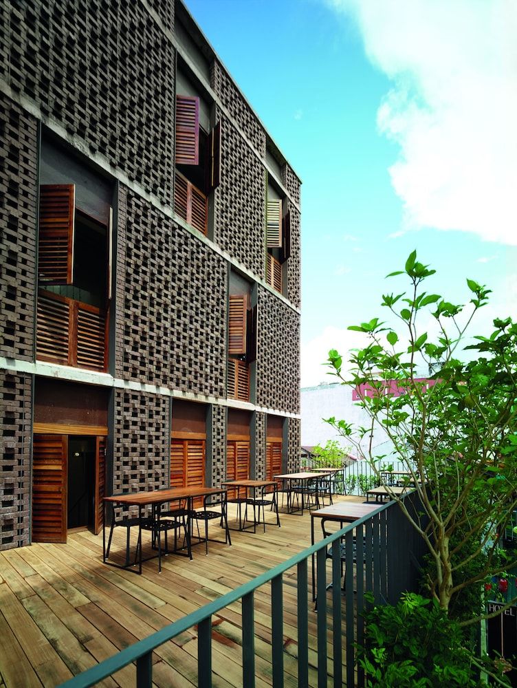 undefined Lantern Hotel 2