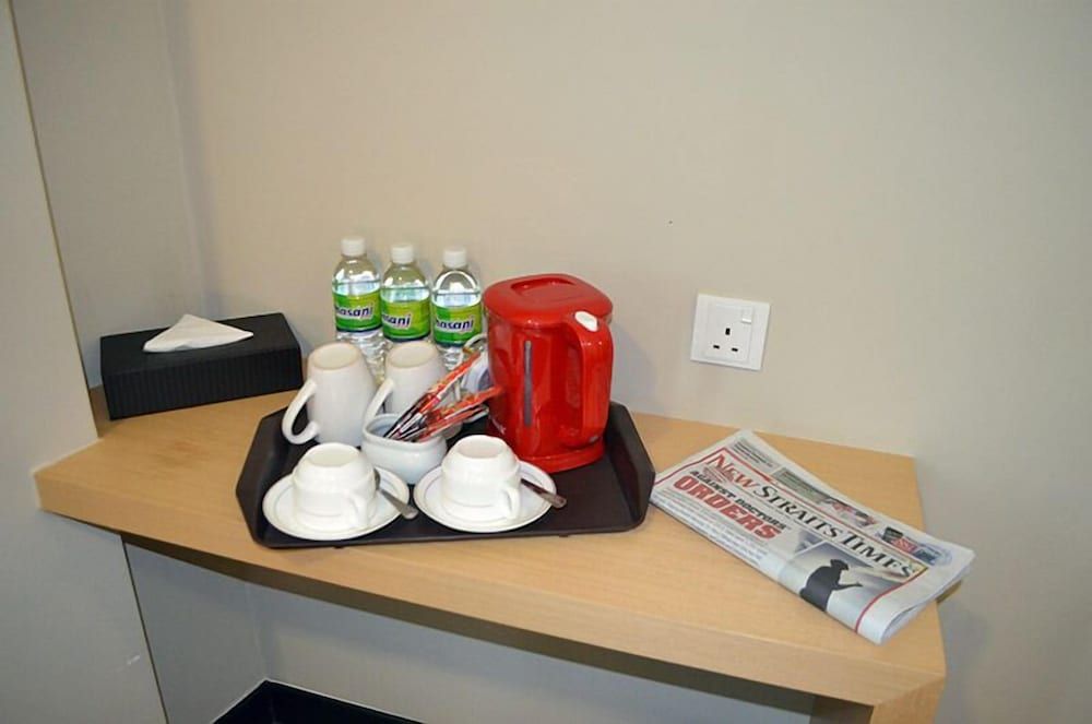 Q Bintang Hotel Standard Room 5