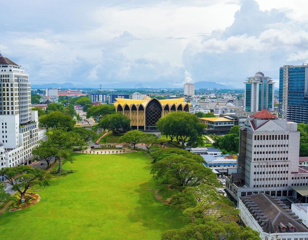 The Waterfront Hotel Club Floor King 2