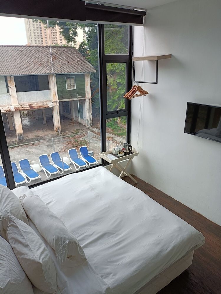 The Rucksack Caratel Standard Room, 1 Queen Bed