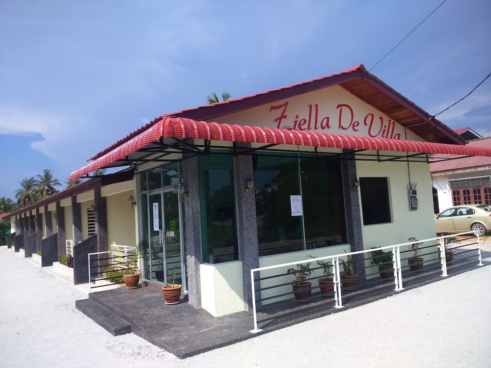 undefined Ziella De Villa 5