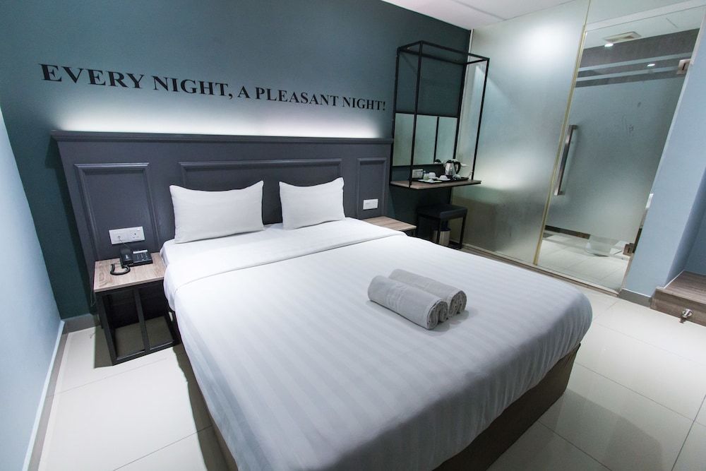 Hotel 99 - Bandar Puteri Puchong Superior Queen