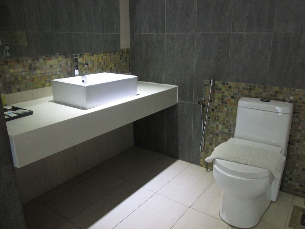 Hotel 99 - Bandar Puteri Puchong Deluxe Twin Room 4