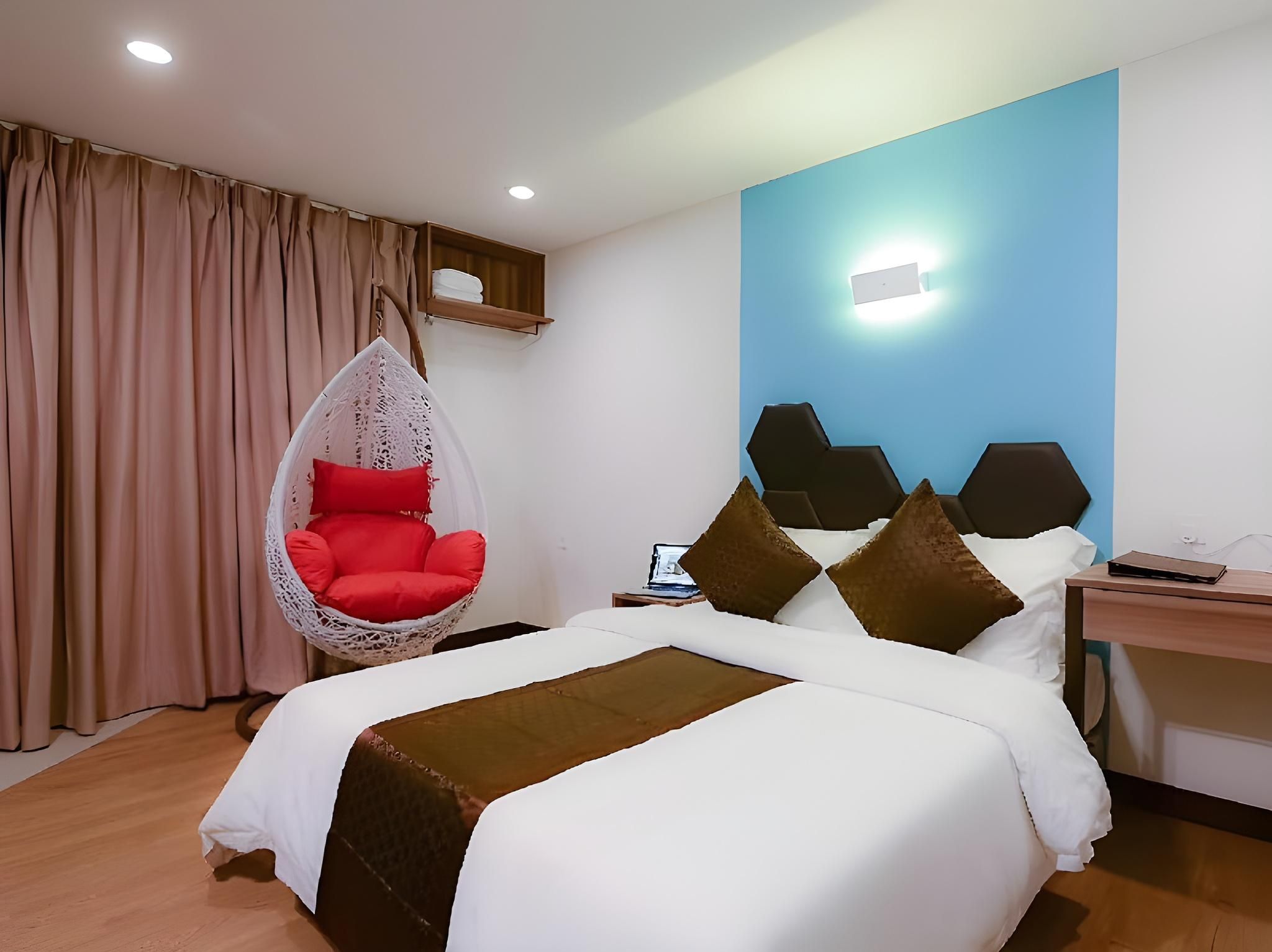 Standard King Room